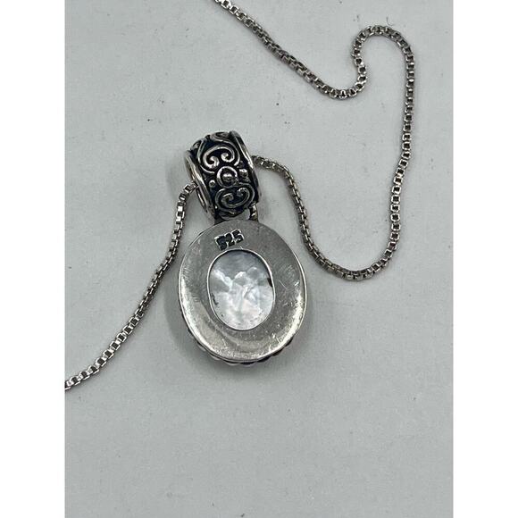 Sterling Silver 925 Chain and Mother of Pearl Oval Bezel Faceted Pendant - Picture 10 of 12